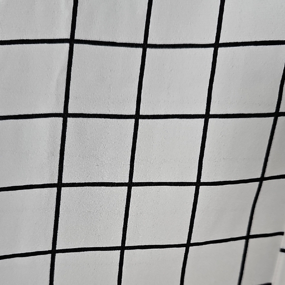 Express Portofino White and Black Windowpane Long Sleeve Button Down Shirt XL - Picture 8 of 10